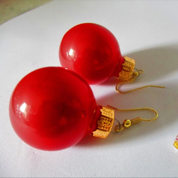 Christmas Vintage Costume Jewelry Lot Earrings Pins - Picture 2 of 10